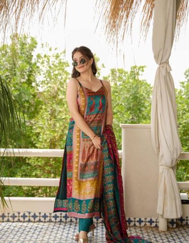 Amara Silk Kurta Set