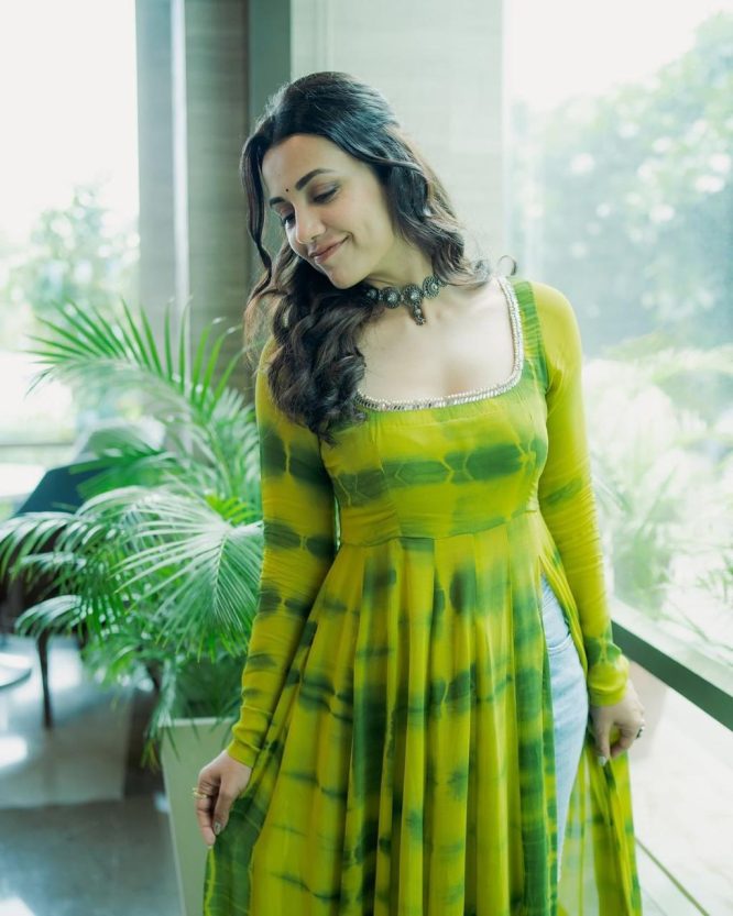 Slit & Style Elegant Anarkali Suit Set