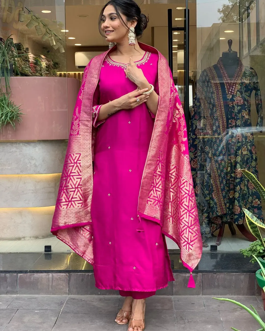 Regal Rose Premium Suit Set