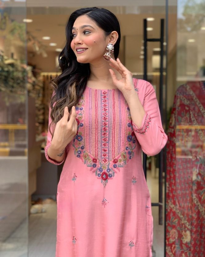 Rose Blush Embroidered Chanderi Suit Set