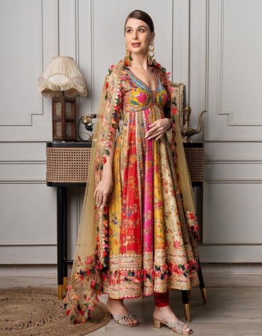 Avneet Designer Anarkali Gown
