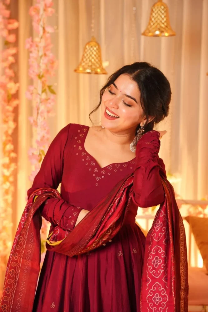 Aarohi Maroon Muslin Set