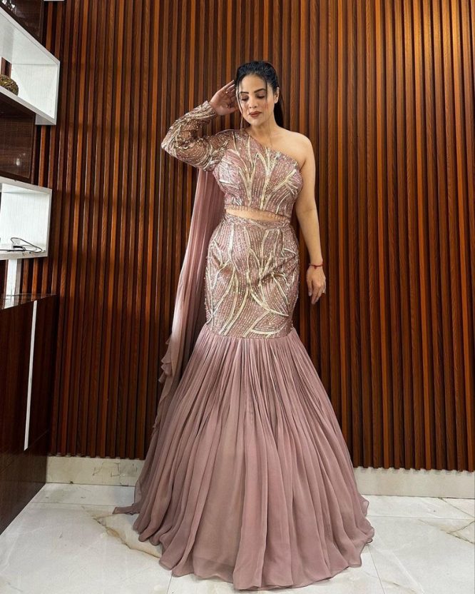 Party Perfect Embroidered Fusion Lehenga   Saree