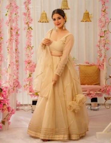 White Rose Organza Lehenga Set