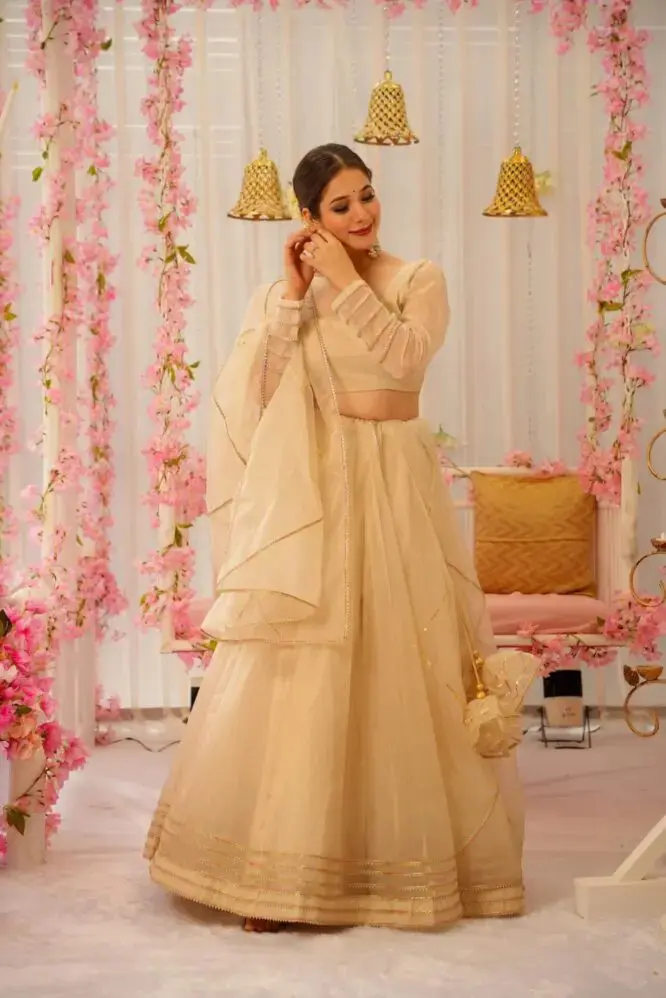 White Rose Organza Lehenga Set