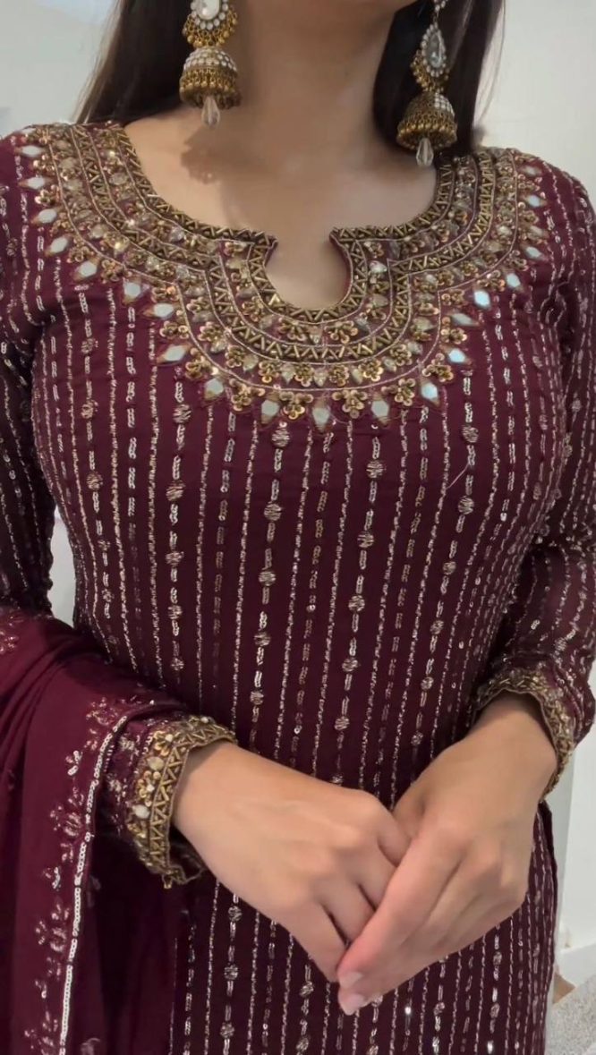 Royal  Intricate Design Kurti Trouser Suit Set With Beautiful Dupatta