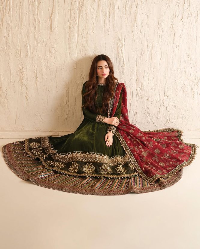 Juliet’s Olive Green Anarkali Kurti Lehenga Set With Embroidered Dupatta