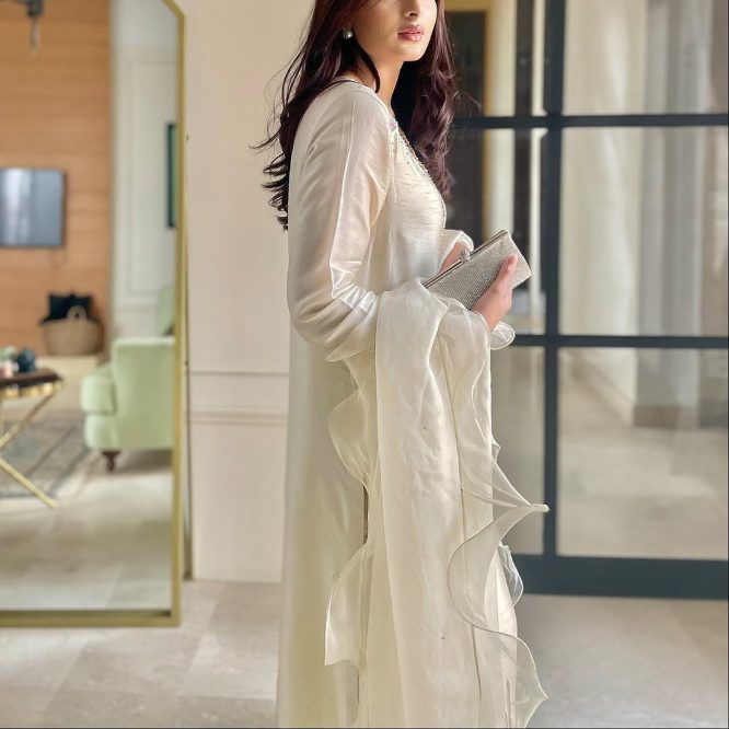 Regal Silk Elegance Ensemble