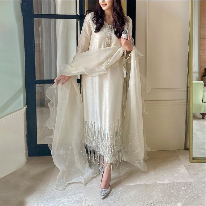 Regal Silk Elegance Ensemble