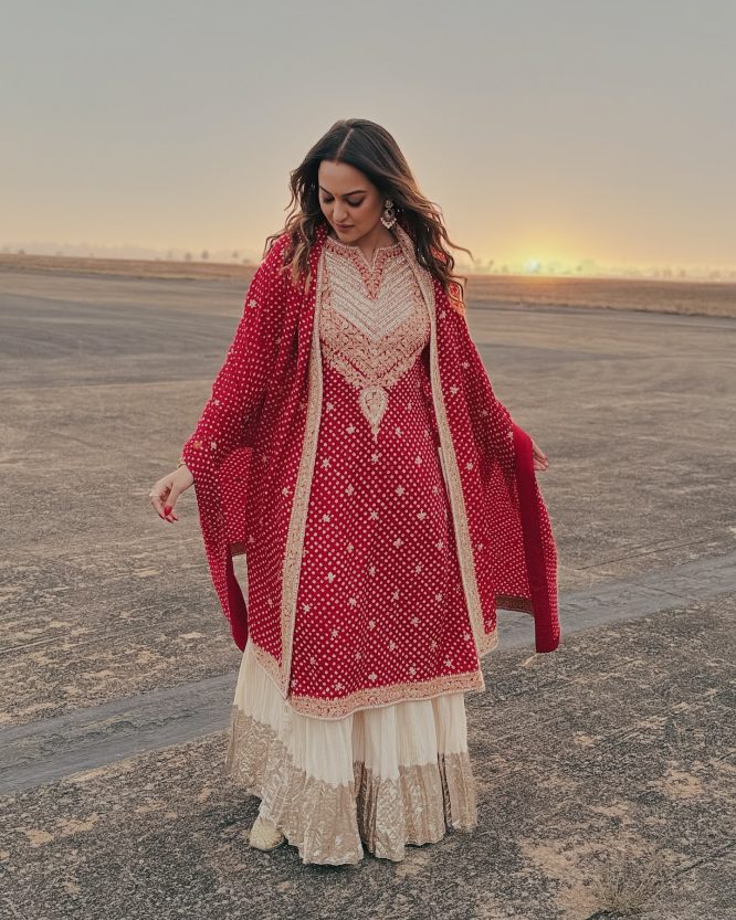Sonakshi Ratan Raagini Sharara Set