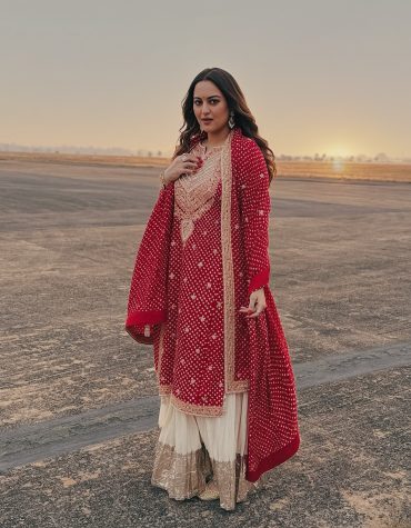 Sonakshi Ratan Raagini Sharara Set