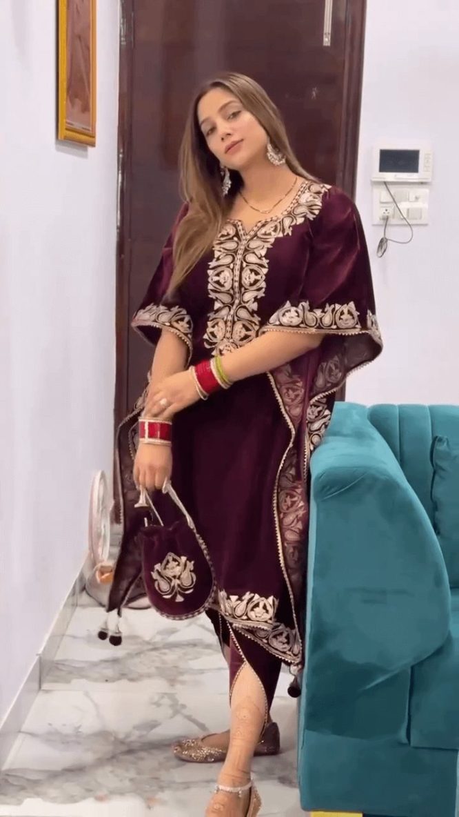 Saanjh Velvet Kaftan with Dhoti and Potli