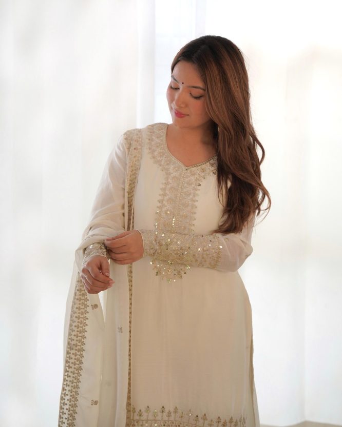 Swan White Suit Set