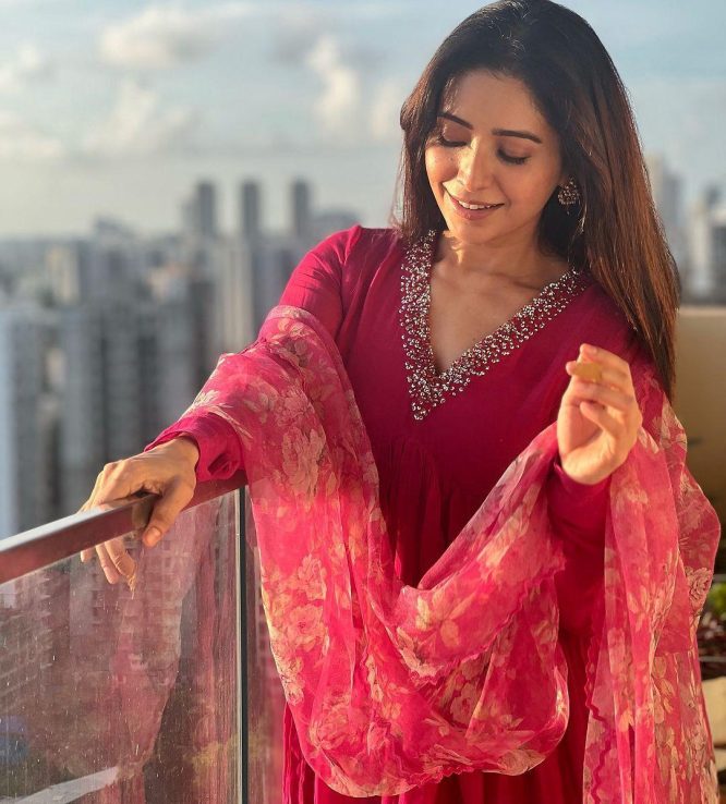 Gulabi Nazakat Floral Embroidered Georgette Anarkali Set