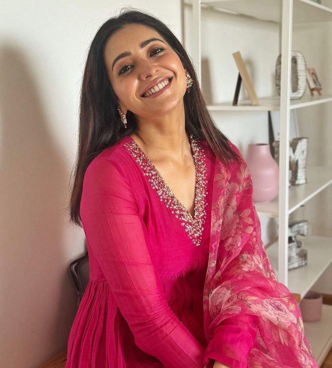 Gulabi Nazakat Floral Embroidered Georgette Anarkali Set