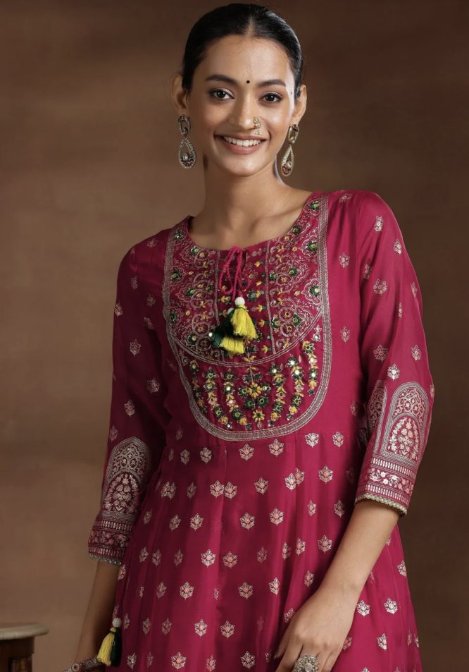Mehrun Royal Banarasi Anarkali Ensemble