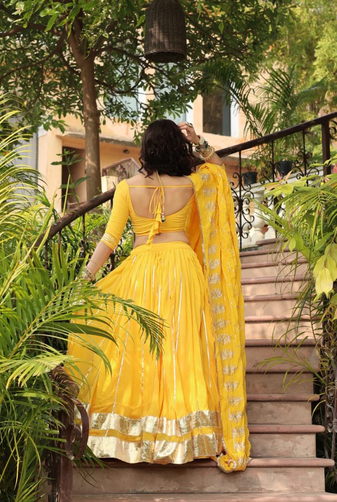 Sunehri Noor  Lehenga Set