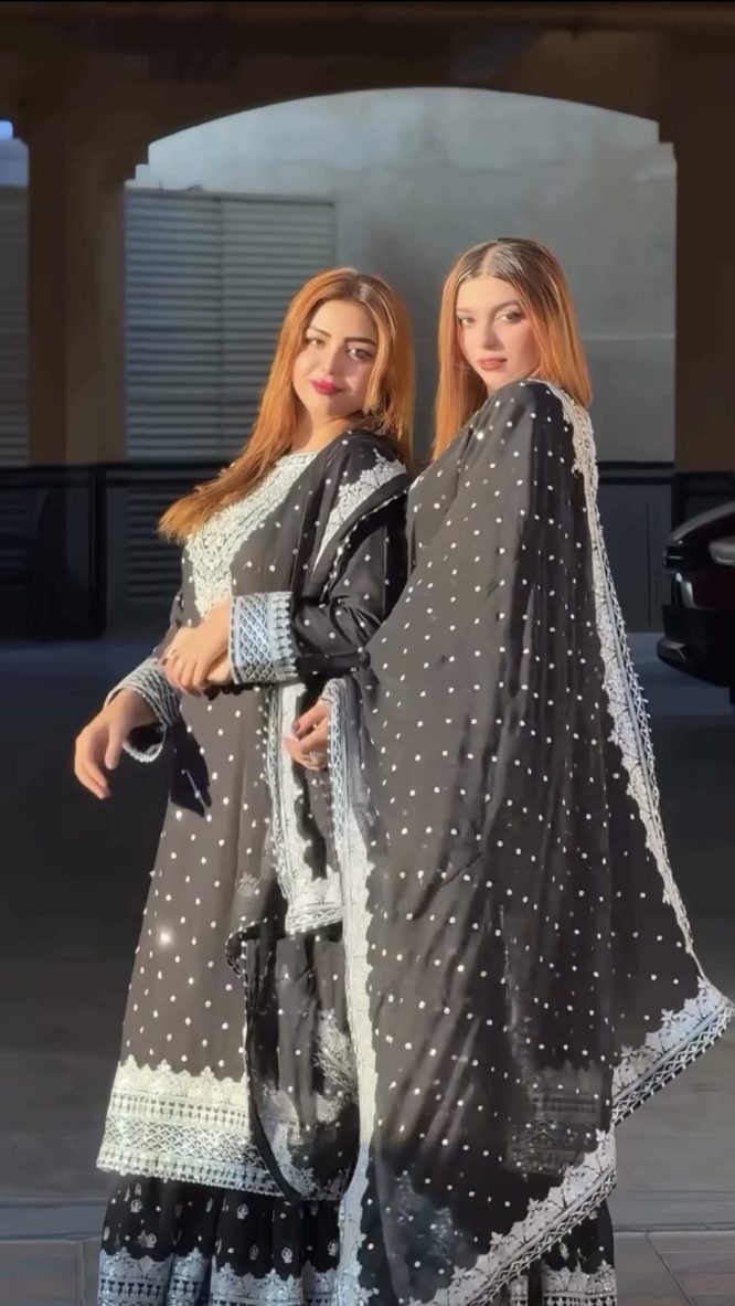 Noor-e-Nazaakat Black Mirror Sharara Set