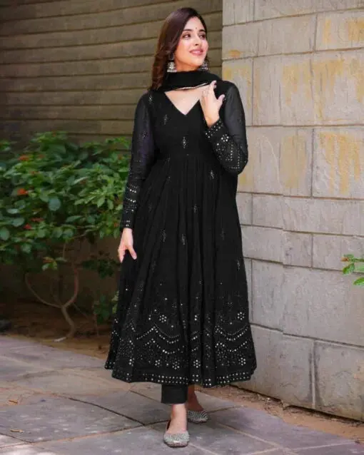 Whispering Black Coloured Suit Set