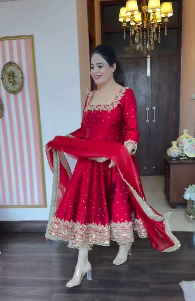 Prachi's' Red Havy Vichitra Royal Elegant Suit Set