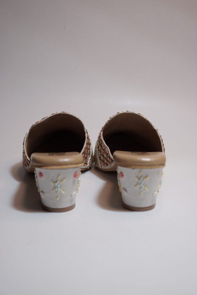 Qushi Heel Mule