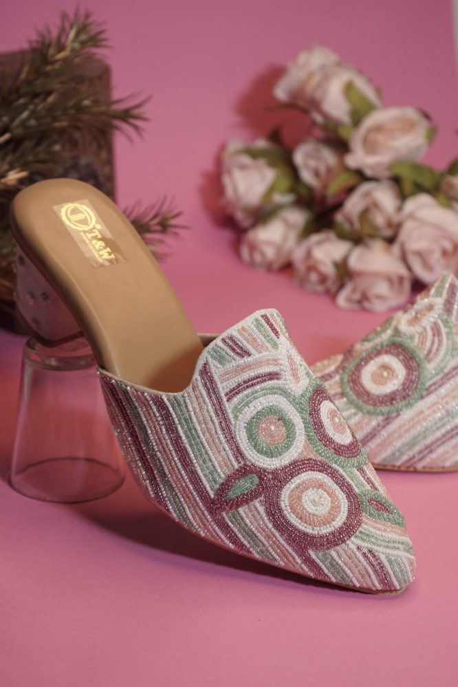 eti (Heel mule)