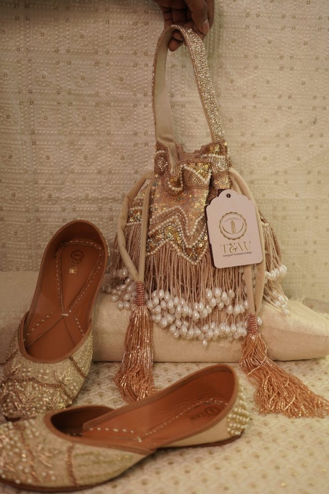 Chasmum (Handcrafted Bag Dabka Work ,Pearl Work ,Zig Zag Line.