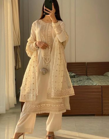 Noor-e-Ivory