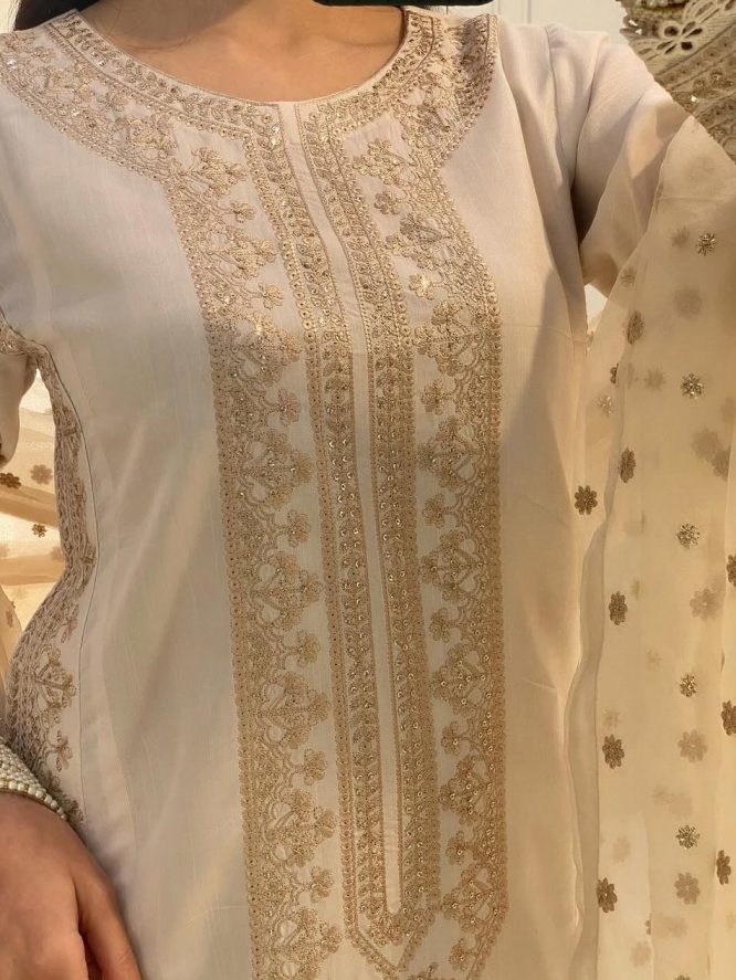 Noor-e-Ivory