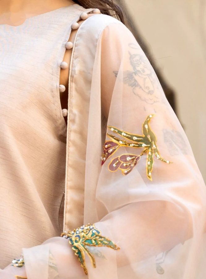 Samara Straight Elegance Ensemble