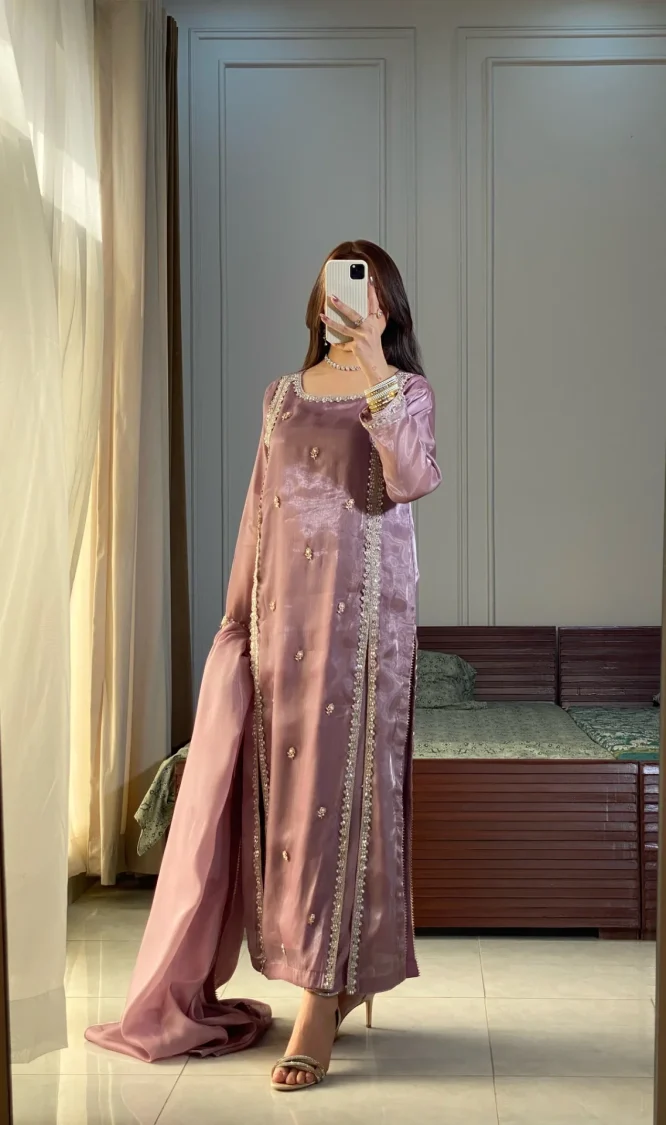 Zeenat Mauve Elegance Set