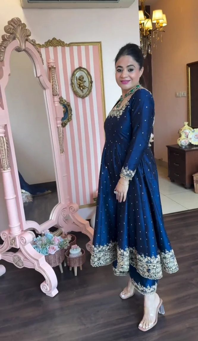 Prachi's' Blue Havy Vichitra Royal Elegant Suit Set