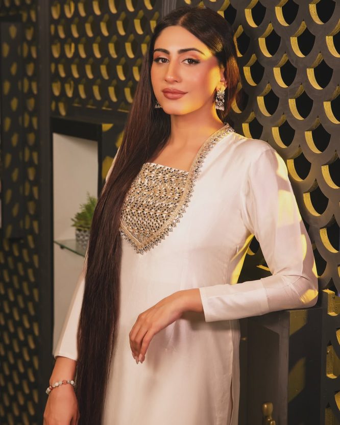 Maryam Mirror Premium Silk Ensemble