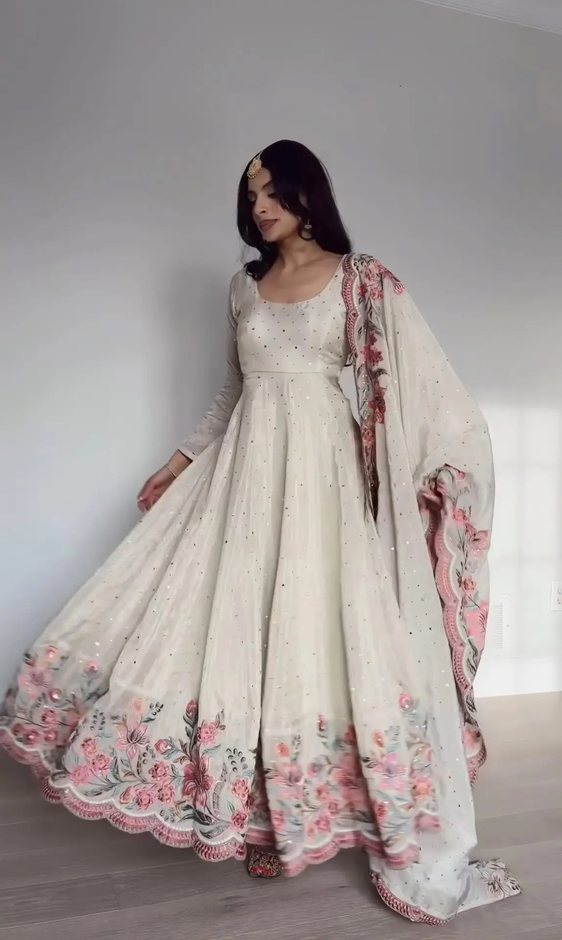 Aarushi Heavy Pure Cinon Silk Gown