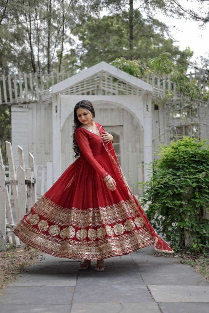 Sandhiya Premium Quality Anarkali Suit Set