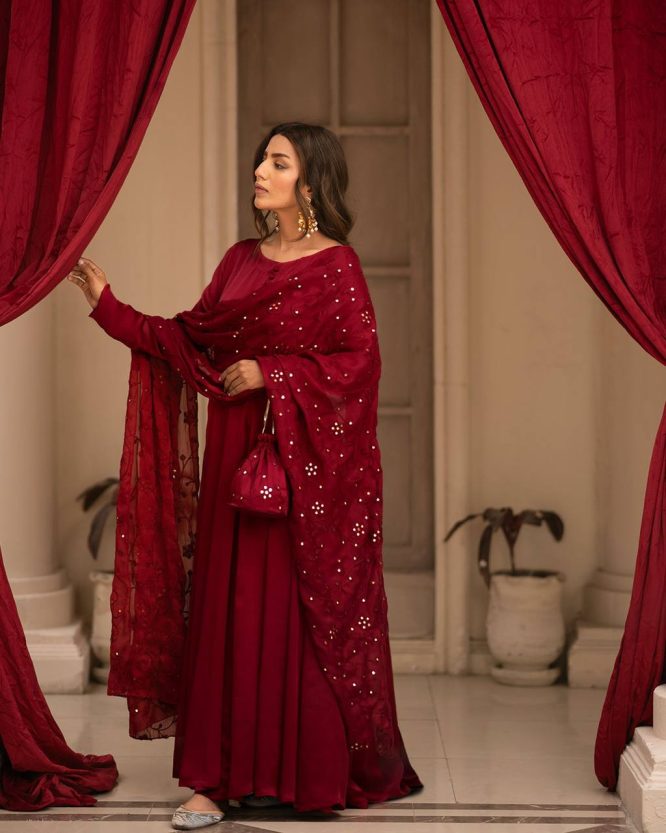 PREMIUM READYMADE  BLACK & RED SUIT SET TD-6008