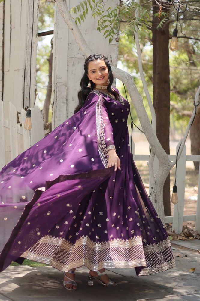 radhika's Anarkali Suit Sut .TD-158