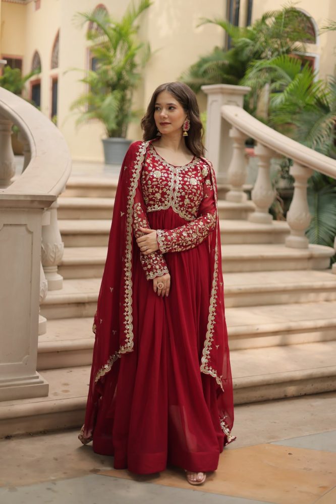 Payal's Blooming Gown With Sequins-Multi Embroidered Work L9195