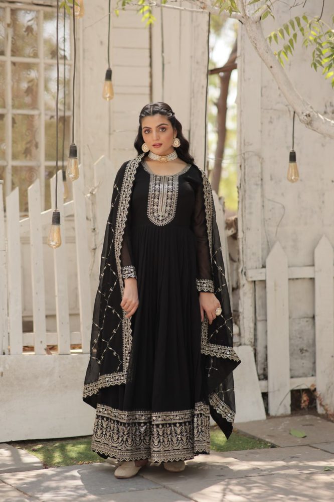 Mitali's Superb Quality Fancy Gown