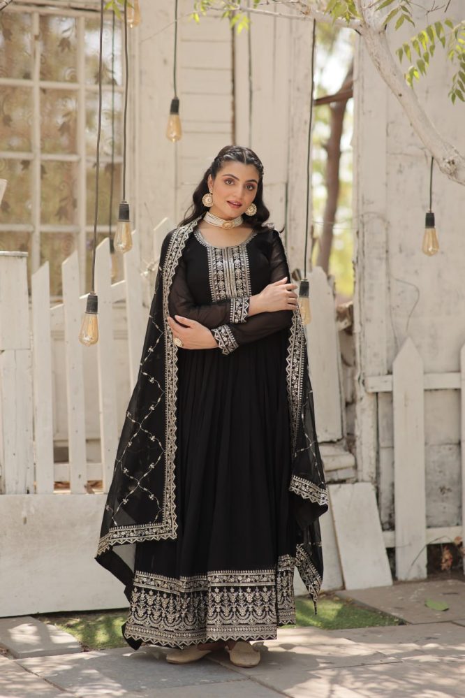 Mitali's Superb Quality Fancy Gown