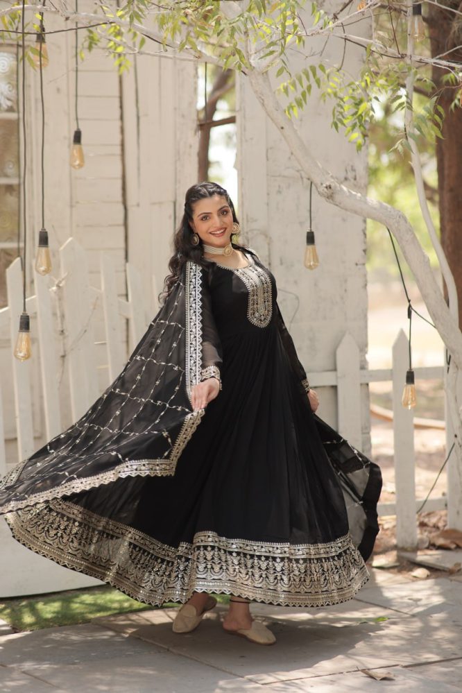 Mitali's Superb Quality Fancy Gown