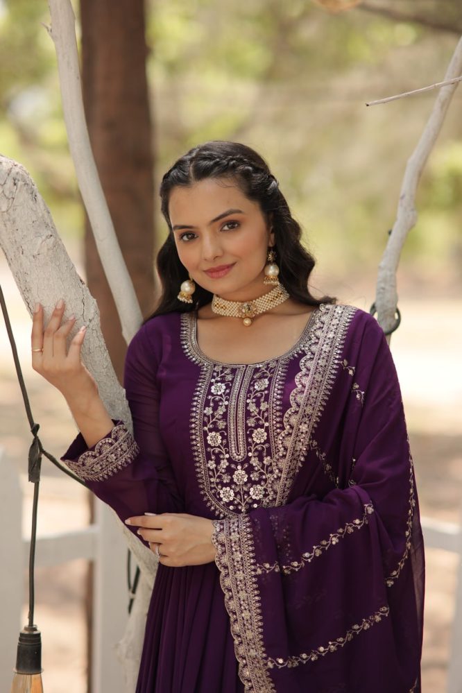 Mitali's Superb Quality Fancy Gown