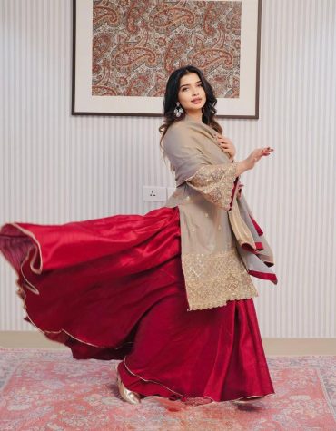Ruhani Saaz Kurta Skirt With Dupatta