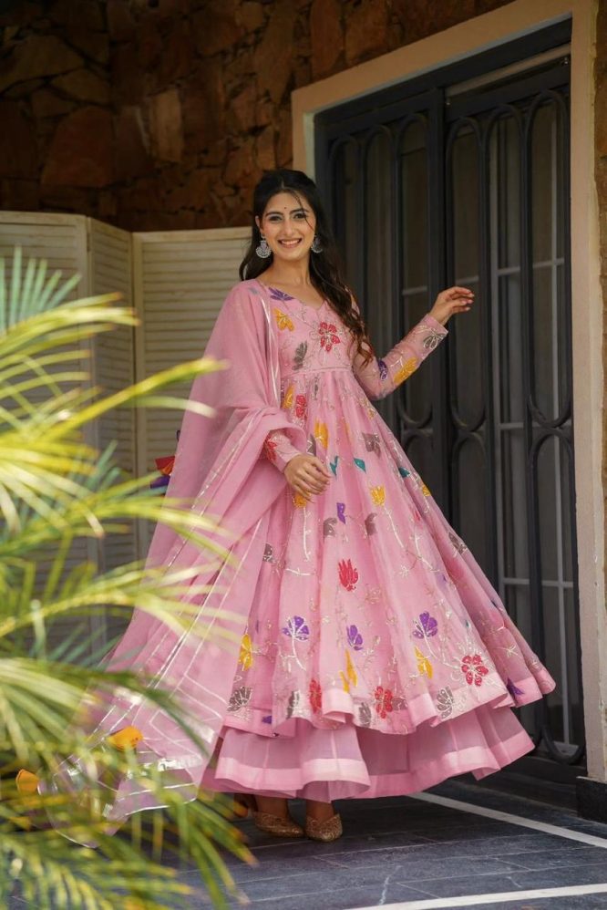 Aarohi Pinkish Charm