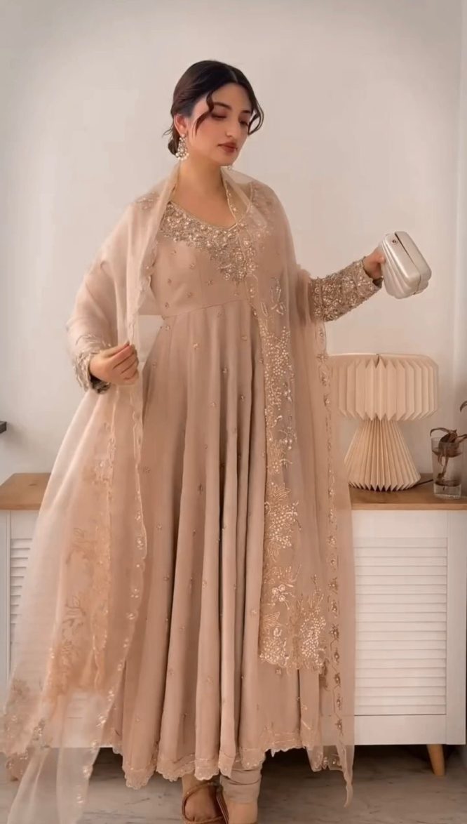Elysian Thread Anarkali