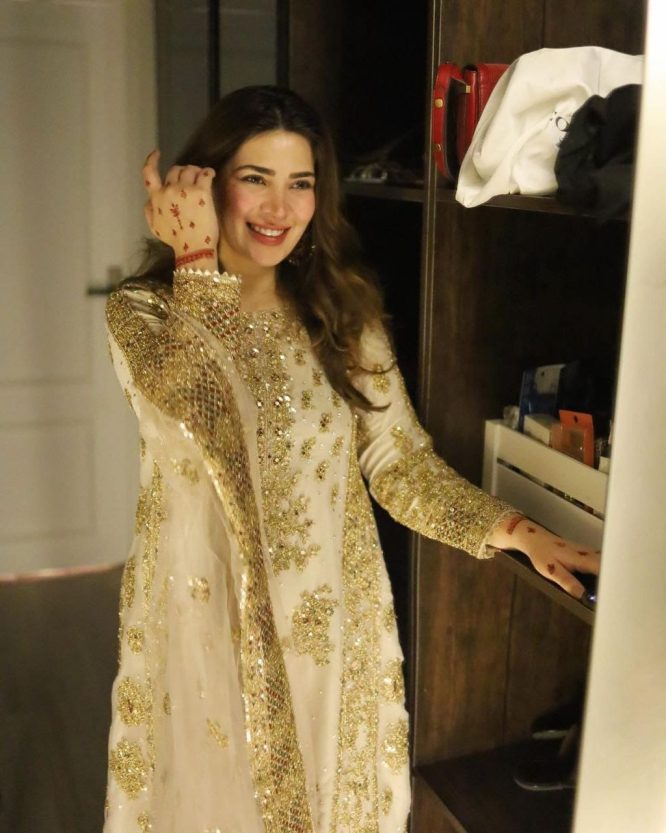 Embroidered Luxe Net Suit with Handwork Dupatta