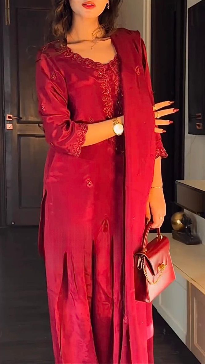 Elegant Red Embroidered Kurta Set