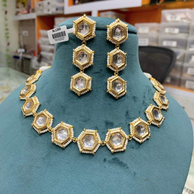 Kundan necklace set