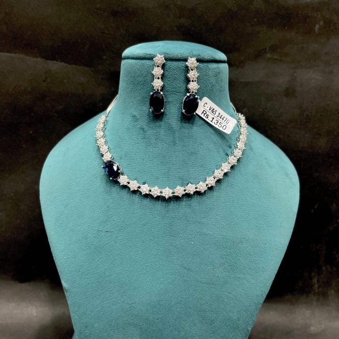 Diamond necklace sets