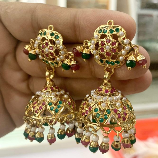 Jadau Earrings 562758
